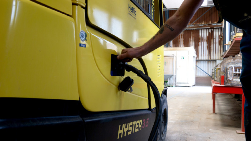 Wienerberger reduceert CO2-uitstoot met Hyster heftruck voorzien van lithium-ion batterij 8